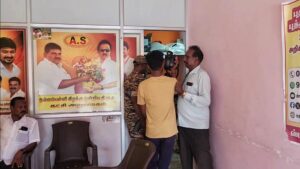 பண பட்டுவாடா புகார்,திமுக நிர்வாகிக்கு தேர்தல் பறக்கும்படை அதிகாரிகள் பாரபட்சம்